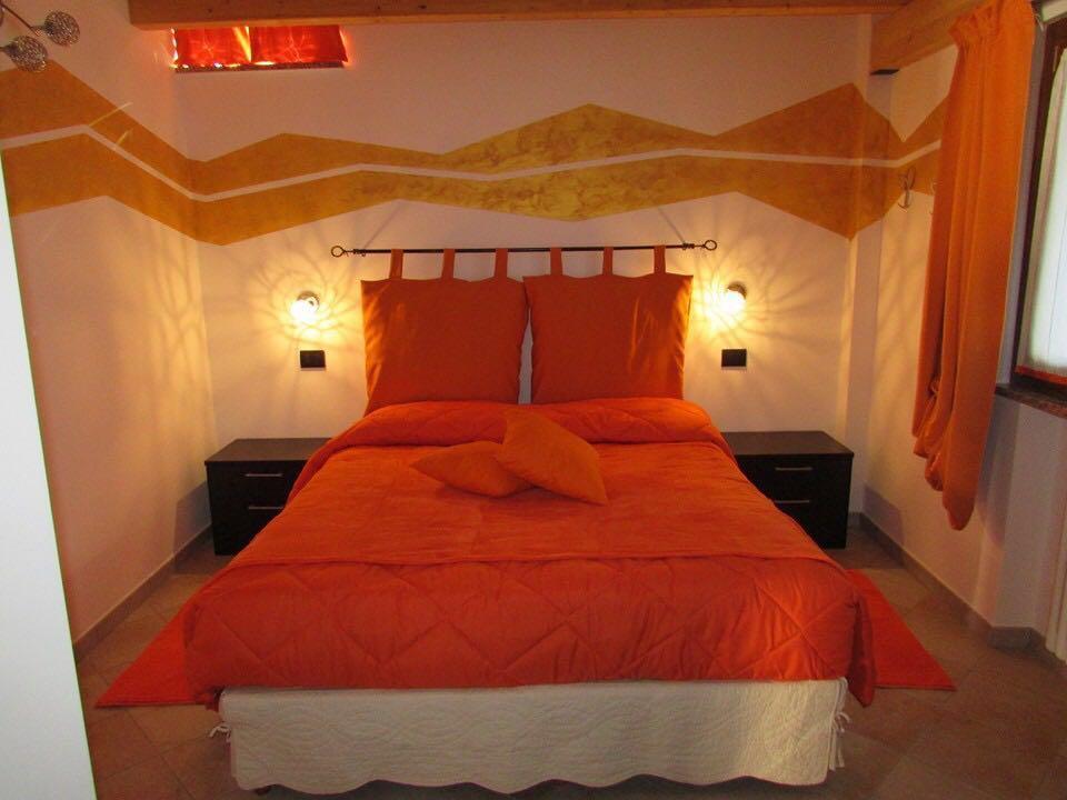 La Casa Del Grillo 1 Bed & Breakfast Aosta Exterior photo
