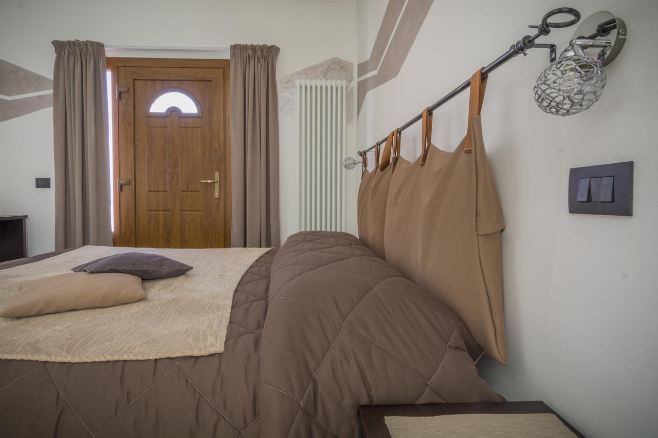 La Casa Del Grillo 1 Bed & Breakfast Aosta Exterior photo