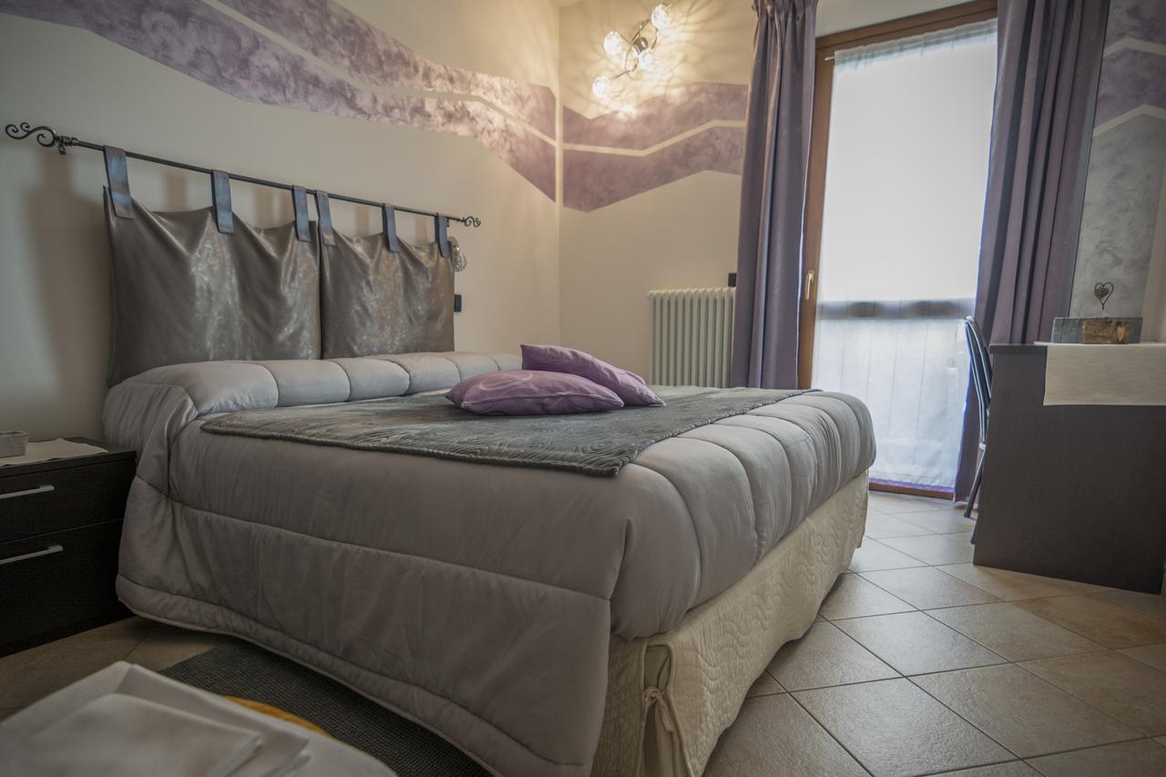 La Casa Del Grillo 1 Bed & Breakfast Aosta Exterior photo